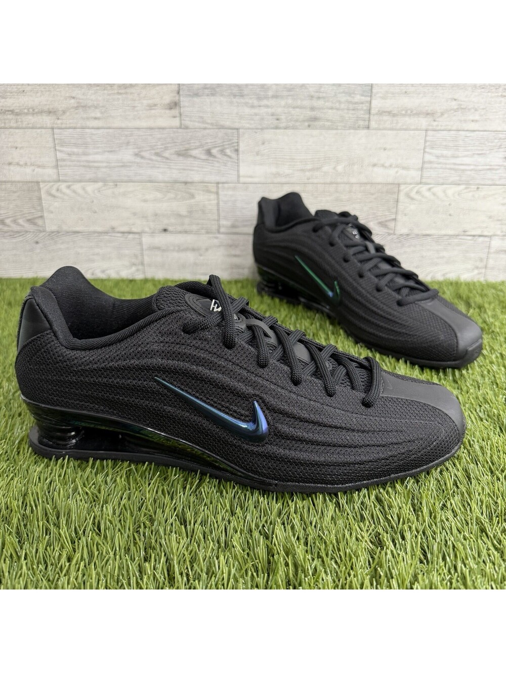 Nike Shox Z SE Black Iridescent IM6051-001 Women's Size 7.5 New Without Box